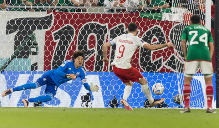 penal Lewandowski Memo Ochoa